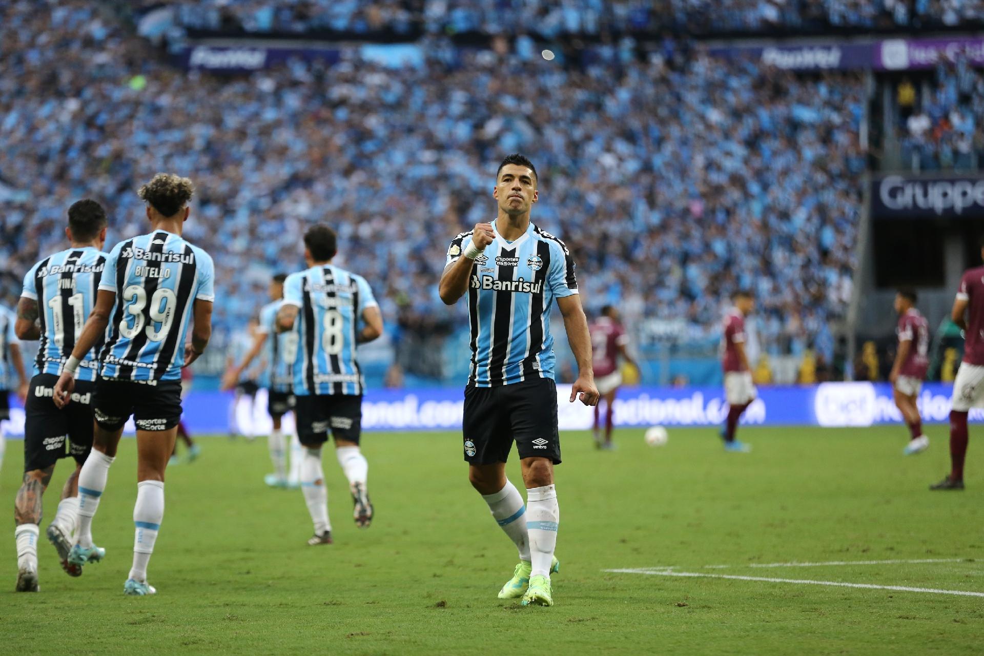 Caxias anuncia atacante do Grêmio que tem multa milionária