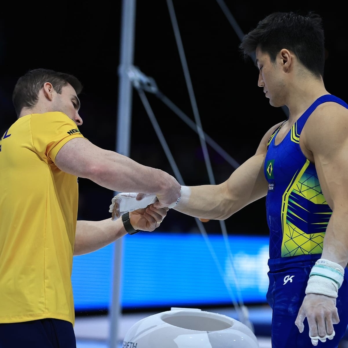 Equipe masculina do Brasil abre Mundial de ginástica artística