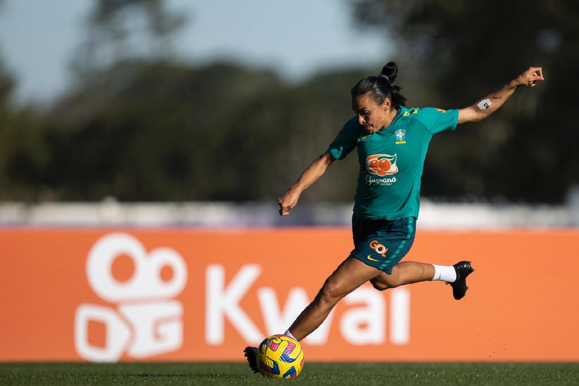 Brasil x Japão fazem segundo amistoso no futebol feminino: onde assistir ao  vivo - NSC Total