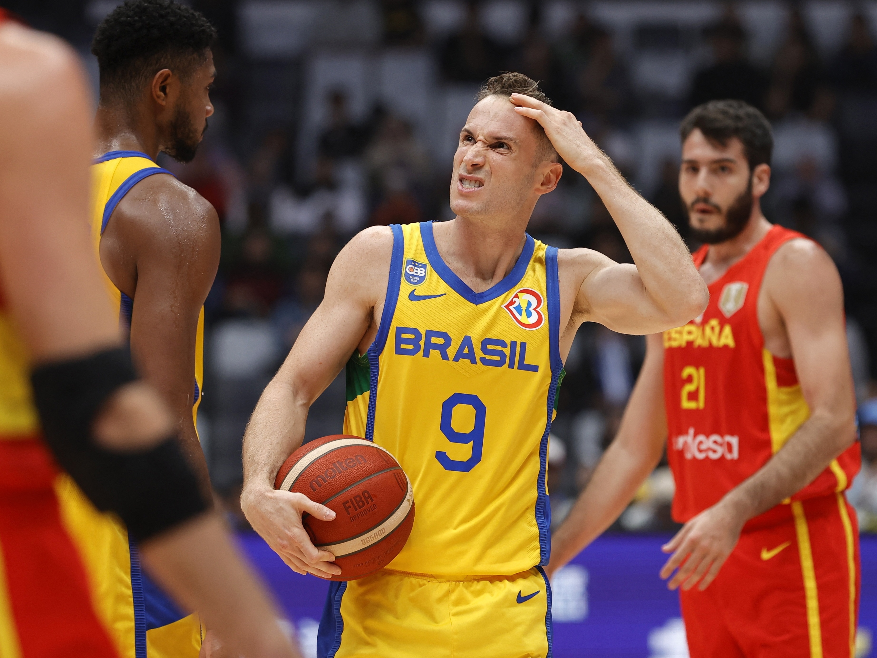 Derrota para a Letônia no Mundial de Basquete tira vaga olímpica