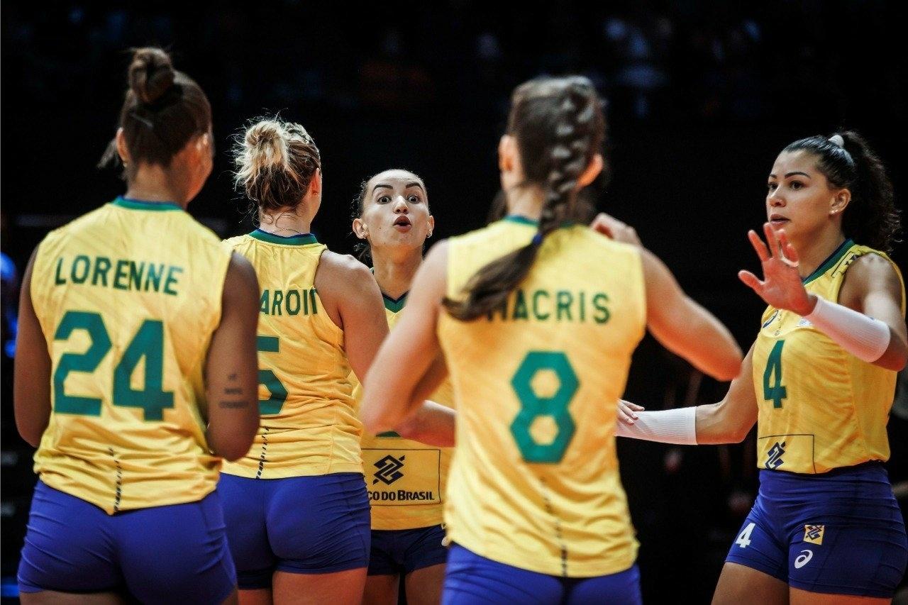 Brasil vira contra a Bélgica e avança no Mundial de vôlei feminino -  Superesportes