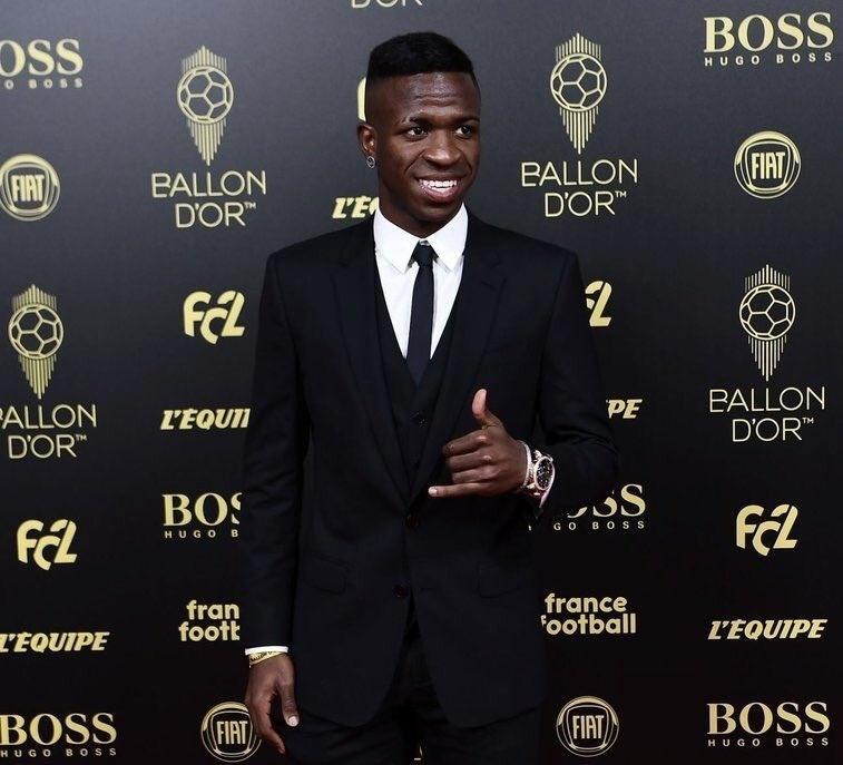 Bola de Ouro 2022: Com Vinicius Junior na lista, veja quem são os melhores  jogadores do mundo