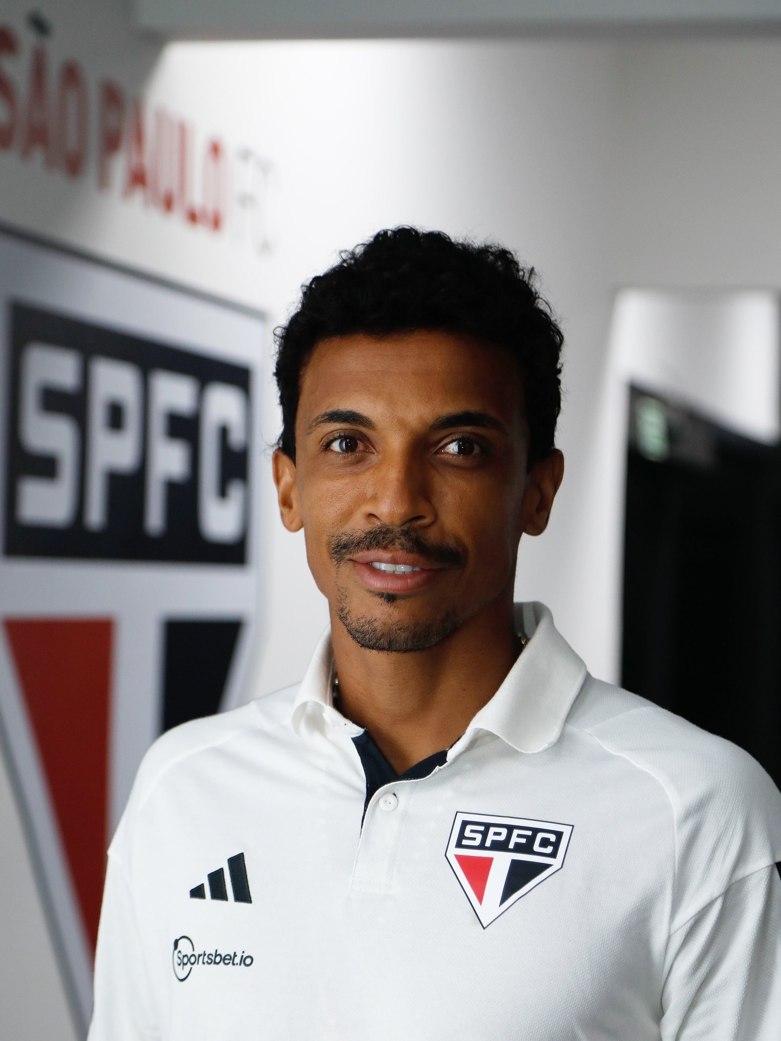 Mercado: SPFC anuncia reforço e Jean Lucas entra na mira do Bahia