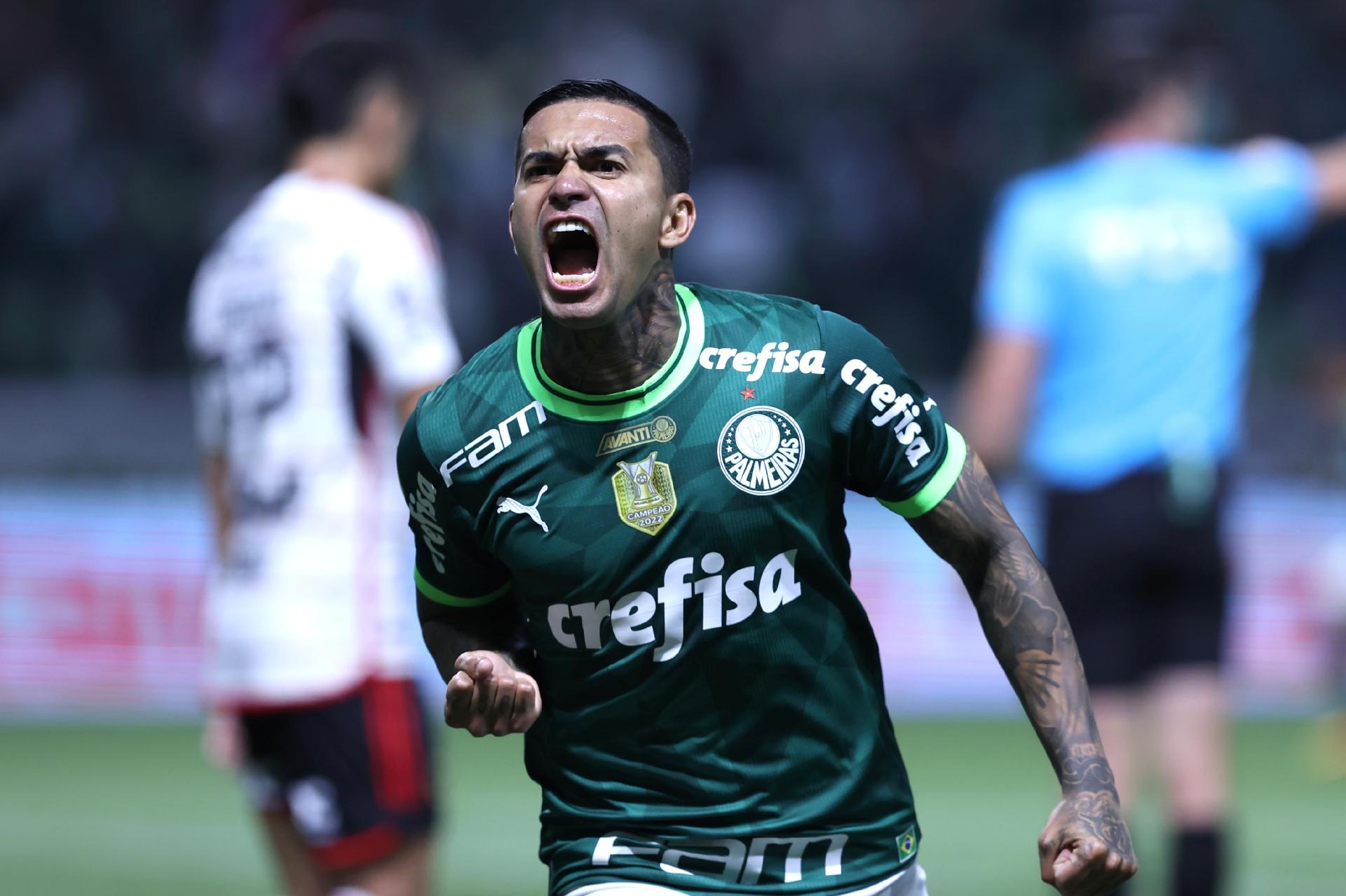 SÃO PAULO, SP - 04.02.2023: PALMEIRAS X SANTOS - Dudu in the match