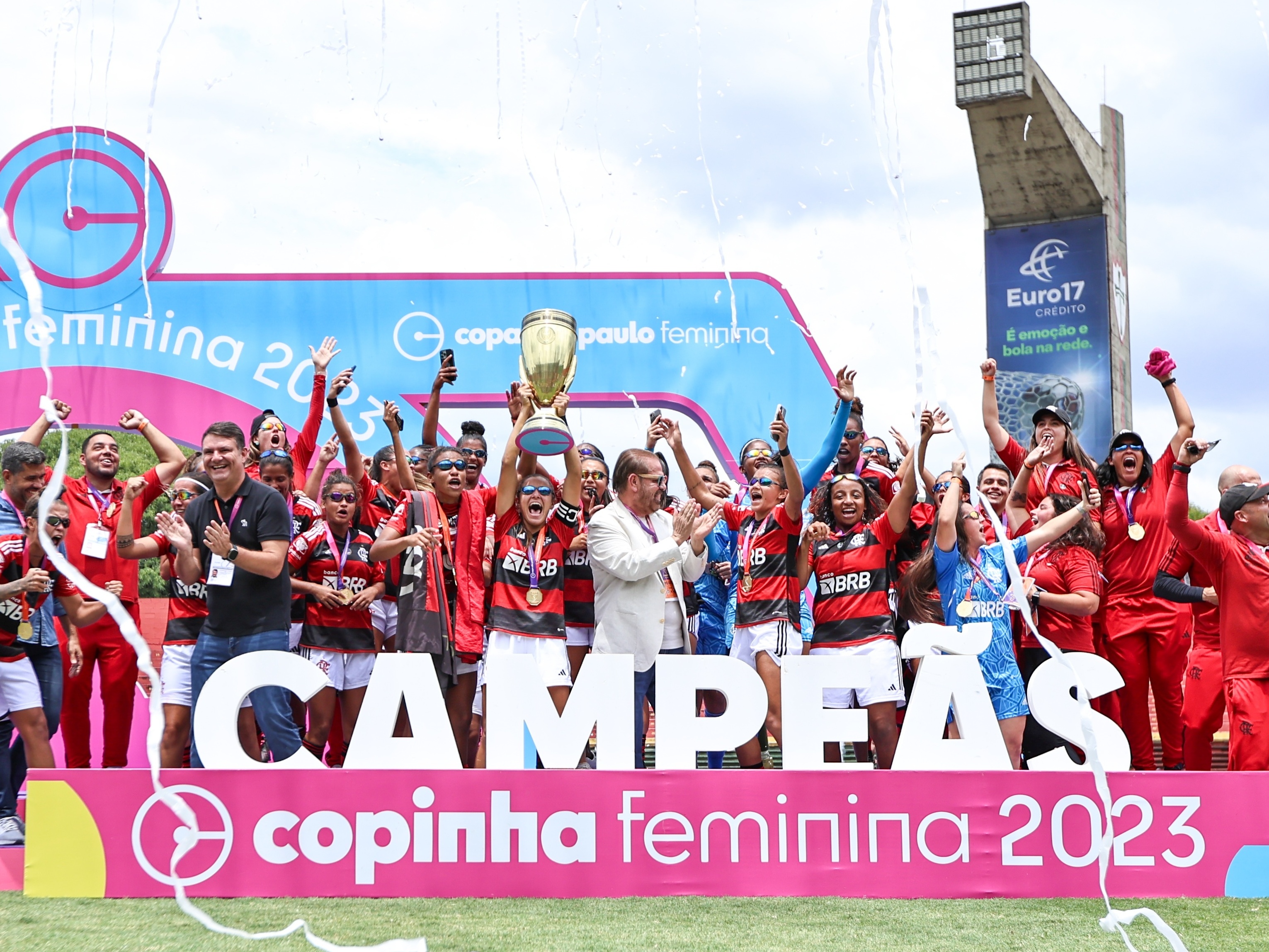 Flamengo vence São Paulo nos pênaltis e avança para final da Copinha  Feminina