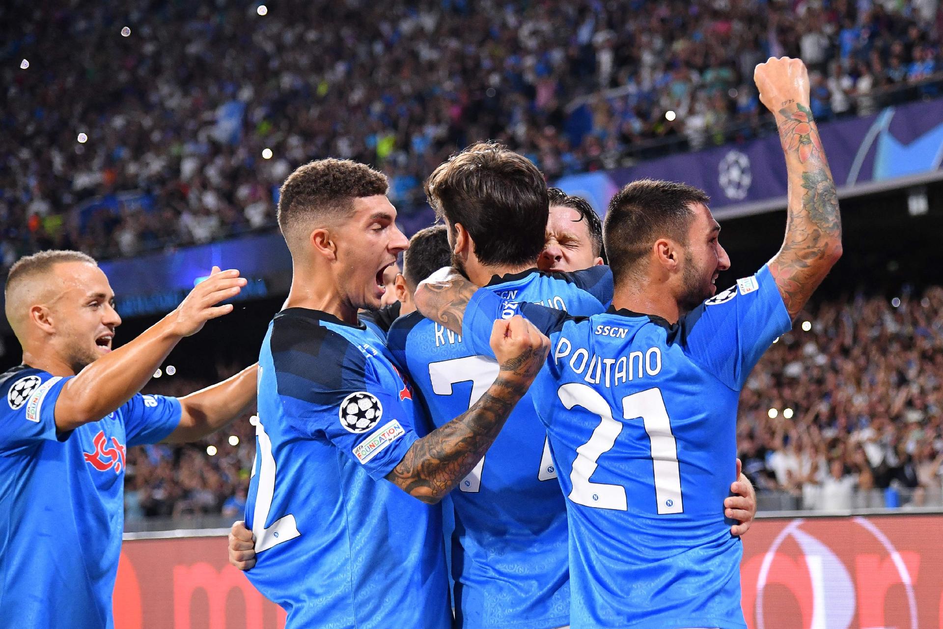 Champions League: Liverpool faz 7 a 1, e Napoli vence novamente