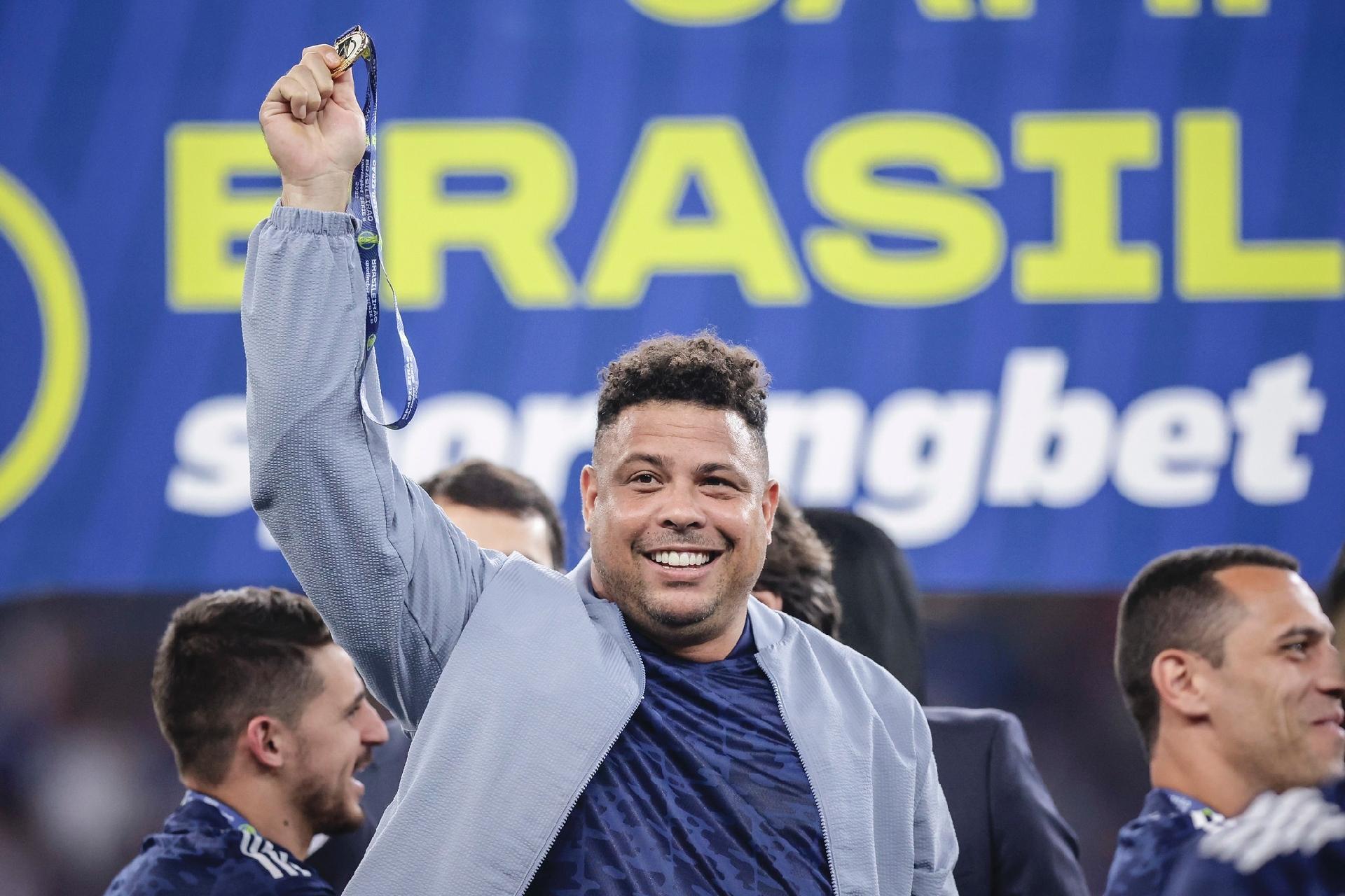 Cruzeiro: Edu revela busca por recordes na Série B e avisa Ronaldo sobre  intenção de ficar em 2023, cruzeiro
