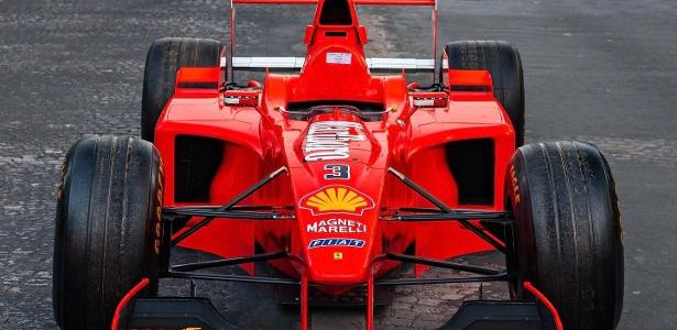 F1 Ferrari de Schumacher é leiloada por mais de R 32 milhões