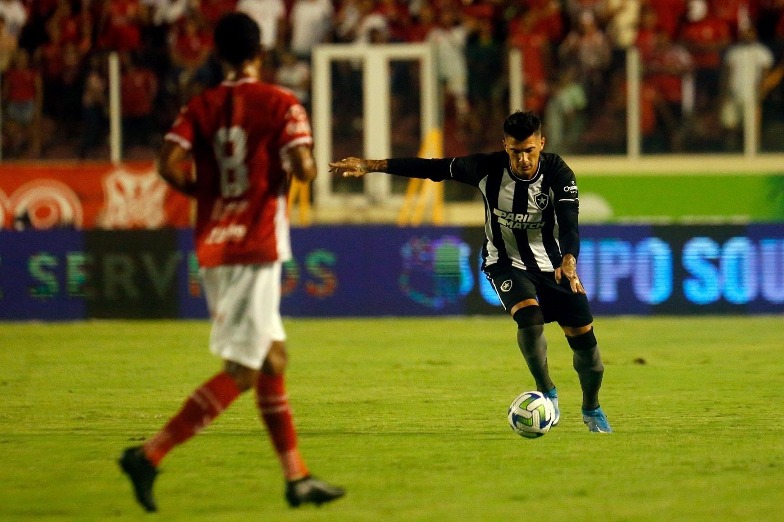 Botafogo empata aos 54' e se salva de eliminação na Copa do Brasil