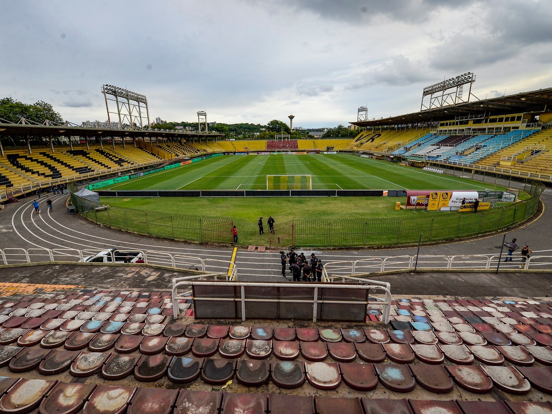 Jogos hoje (20/01/24) ao vivo de futebol: onde assistir e horário