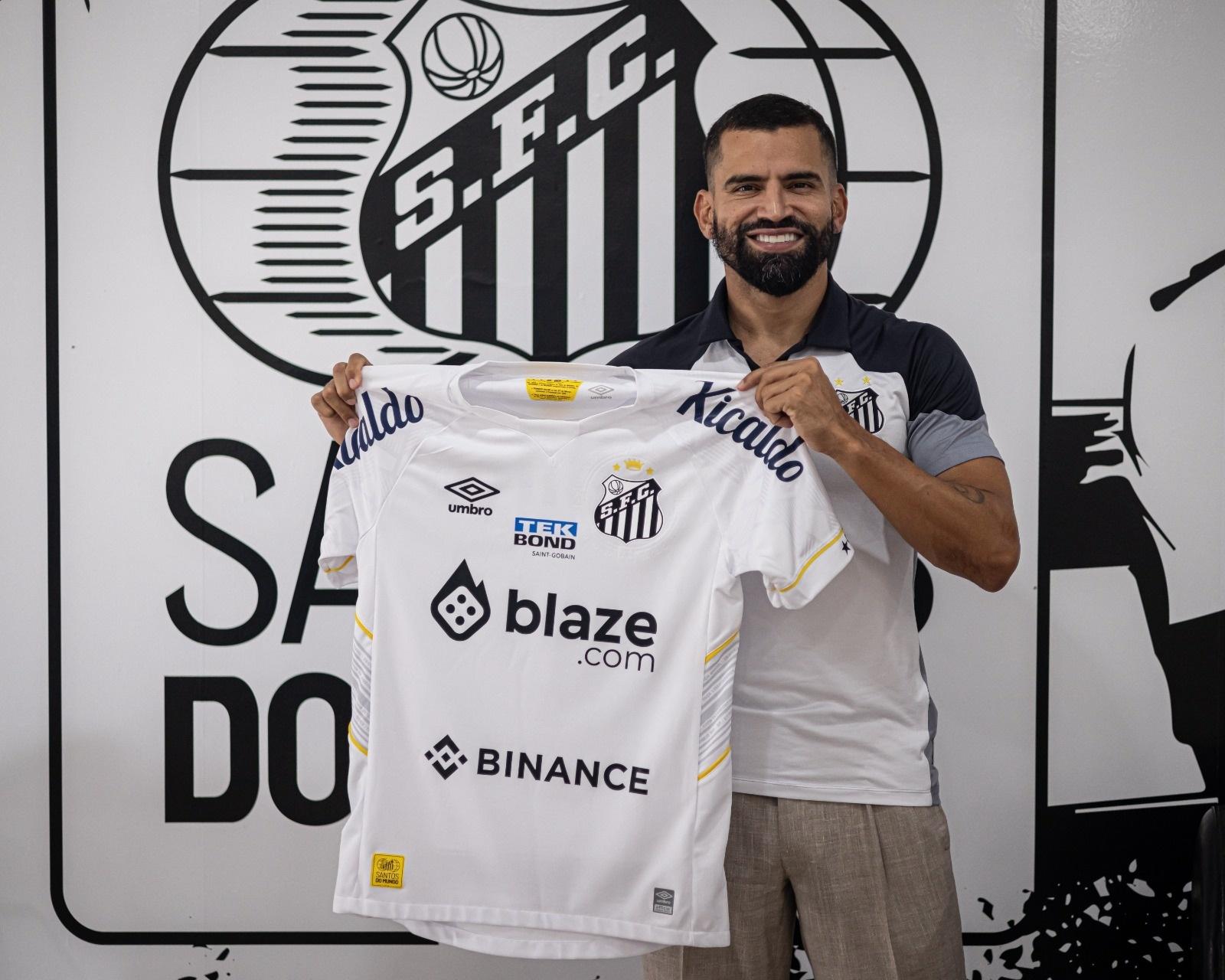 Com novidades, Santos FC se reapresenta no CT Rei Pelé para início da  pré-temporada de 2023 - Santos Futebol Clube