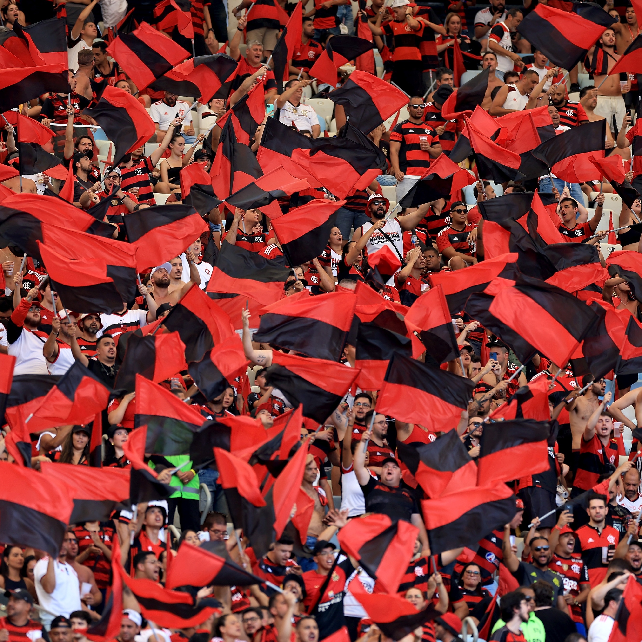 Formação de jogadores ajuda Flamengo a bater recorde de receitas