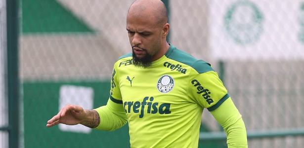 Palmeiras treina visando Atlético Felipe Melo faz trabalho individual