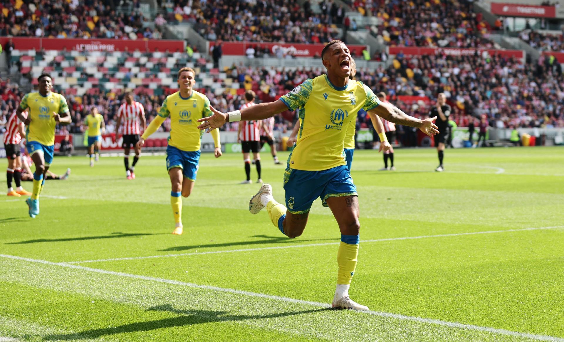 Sem Danilo, Nottingham Forest arranca empate contra o Burnley no Campeonato  Inglês