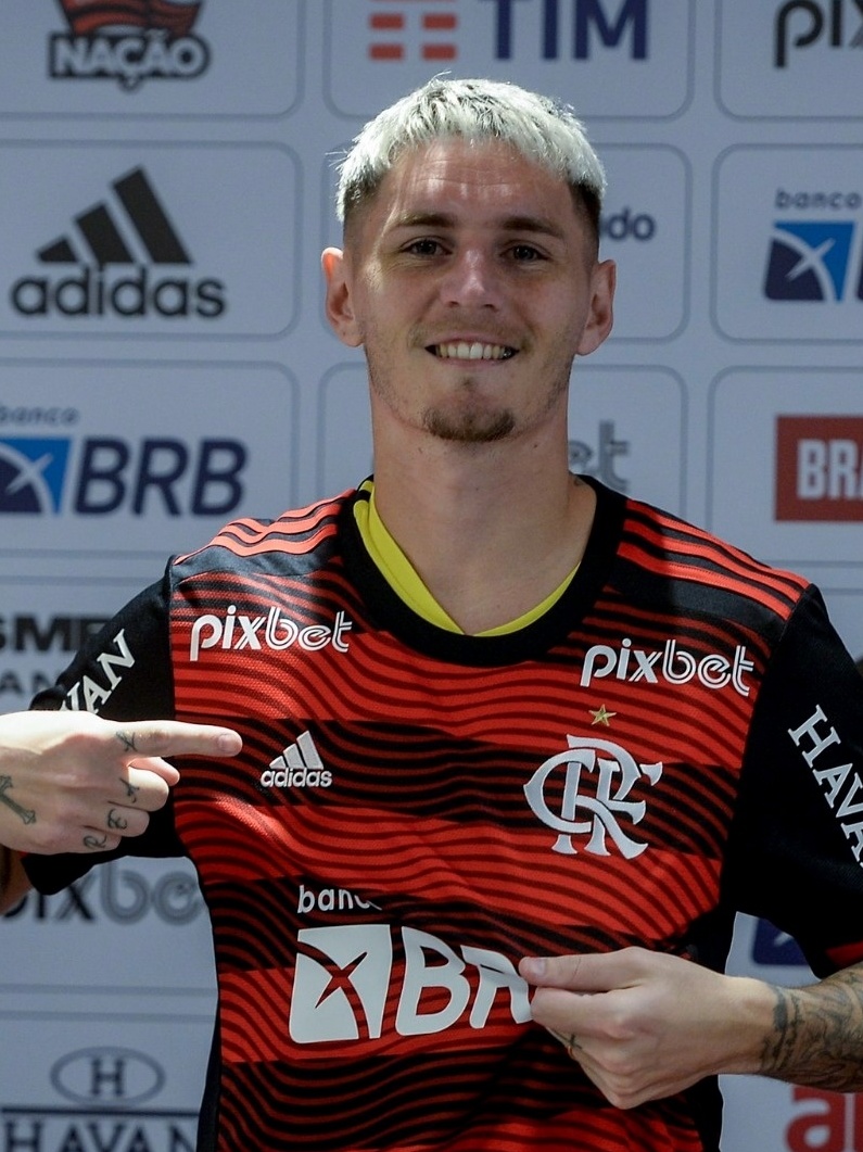 Flamengo: Varela e Wesley dão sequência aos tratamentos, e posição