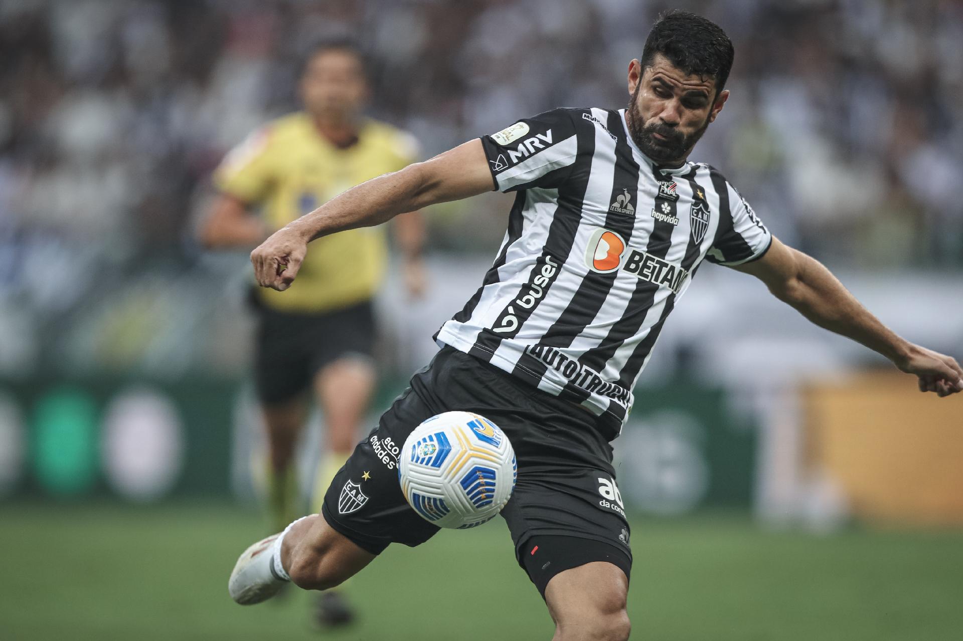[OPINIÃO] Diego Costa não mostra muito interesse em vir para o Corinthians