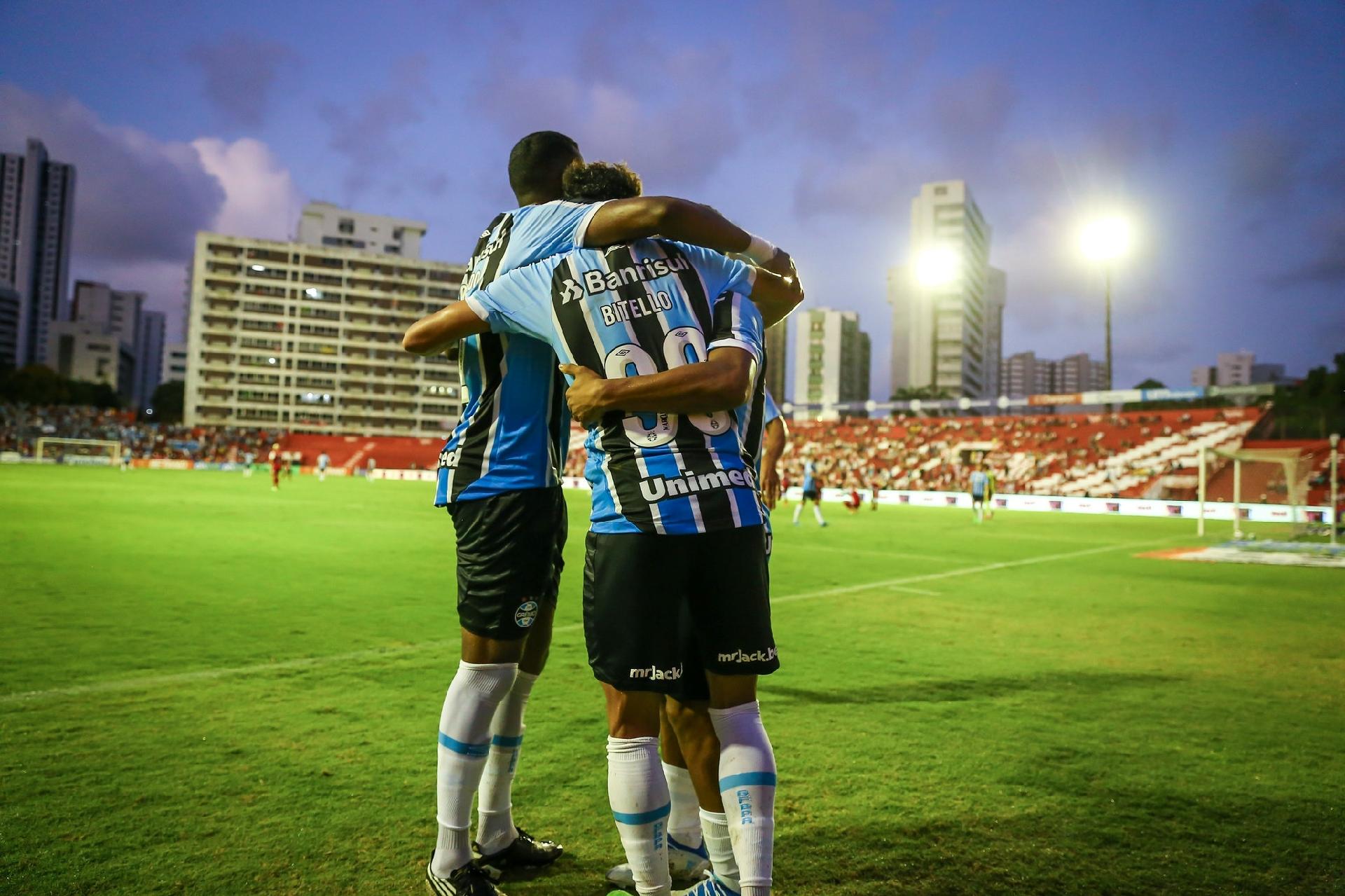 Brasileirão Week 11/12: Vasco Finally Victorious, Glorious Grêmio