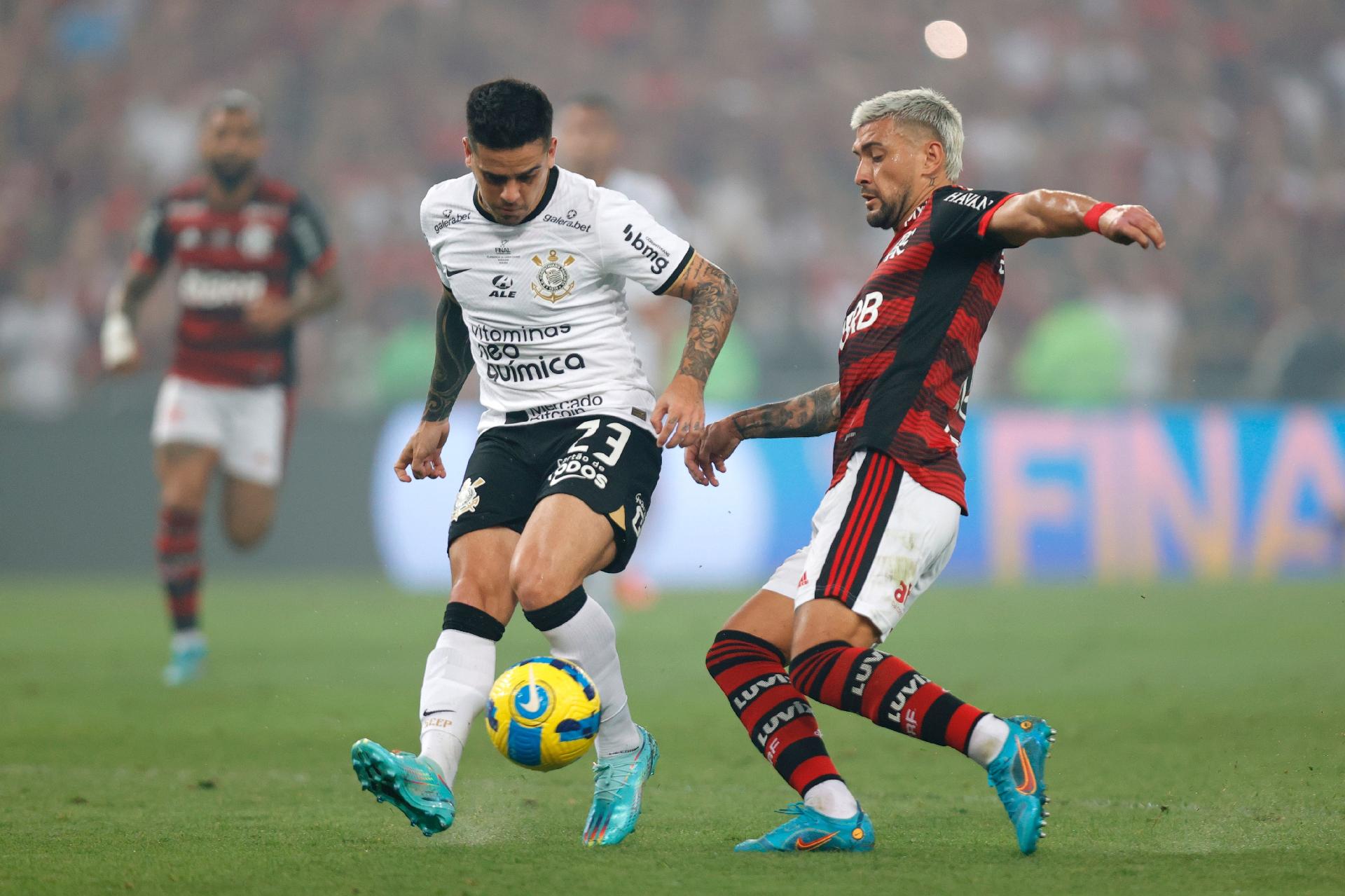Flamengo x Corinthians: onde assistir ao Brasileirão nesta quarta-feira -  Placar - O futebol sem barreiras para você