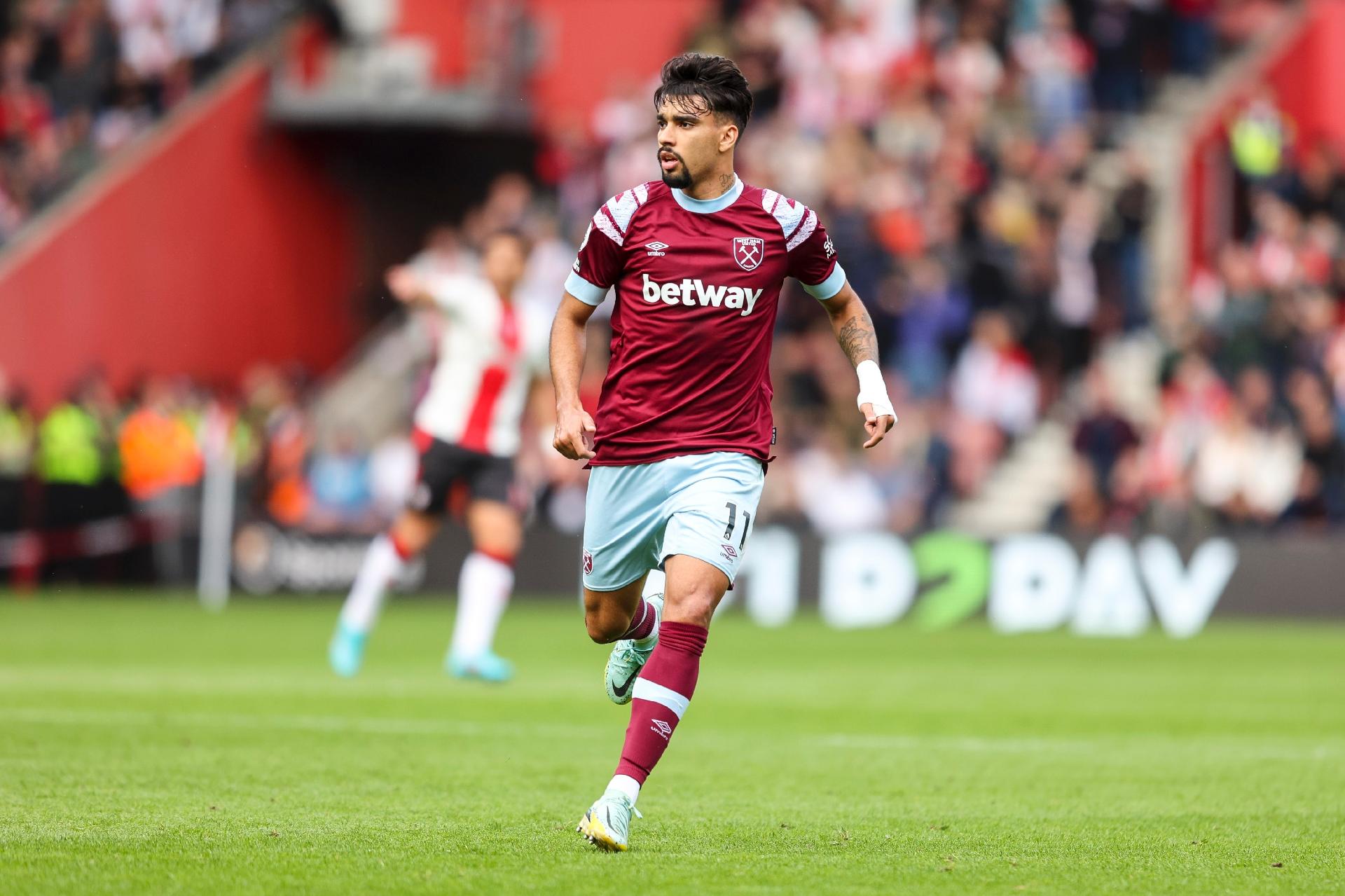 Paquetá sai machucado, mas West Ham arranca empate com o