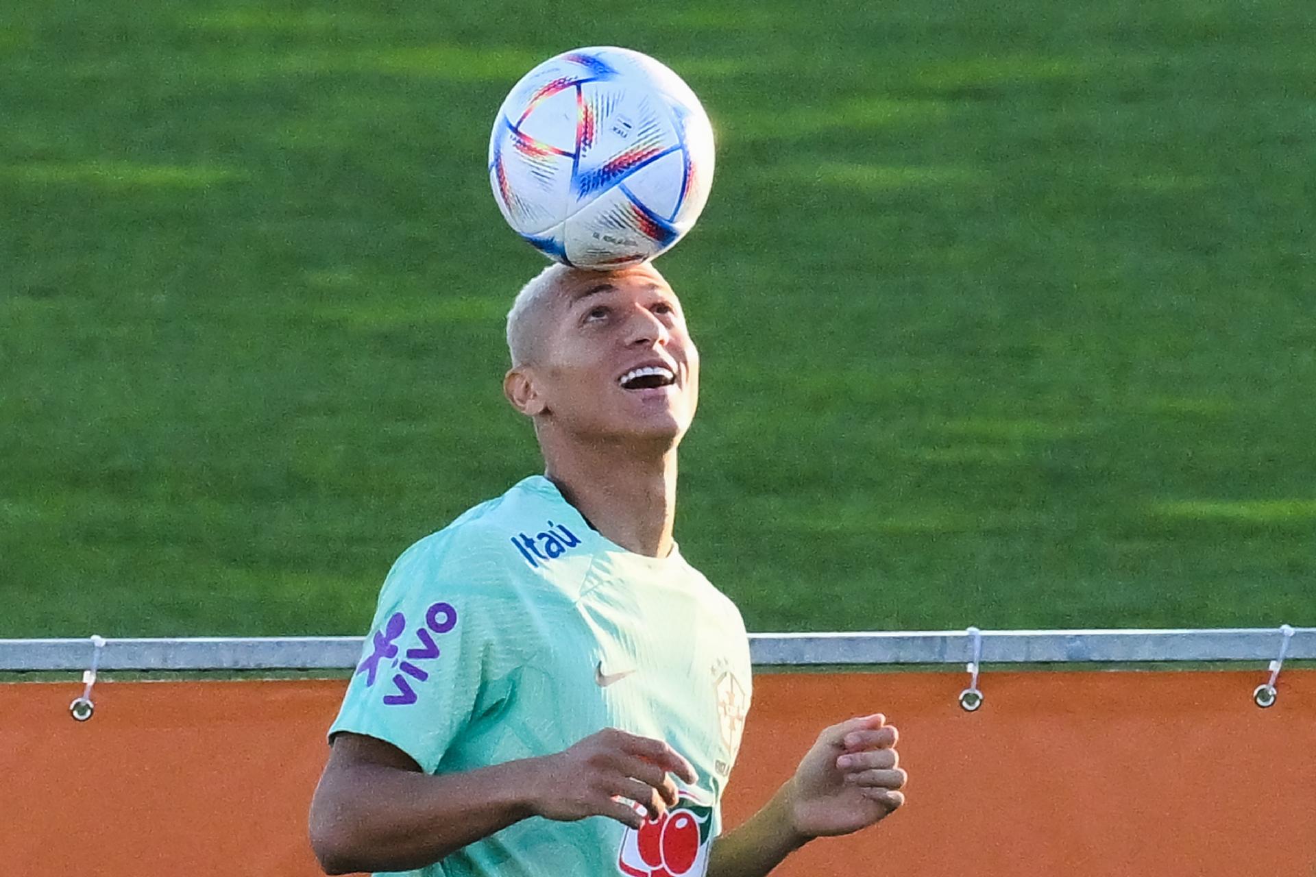 Não estou na seleção porque fico de gracinha, diz Richarlison