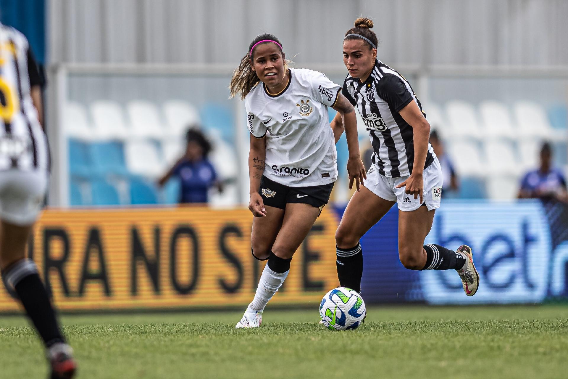 Corinthians faz 12 a 0 no Ska Brasil e assume liderança do Campeonato  Paulista feminino