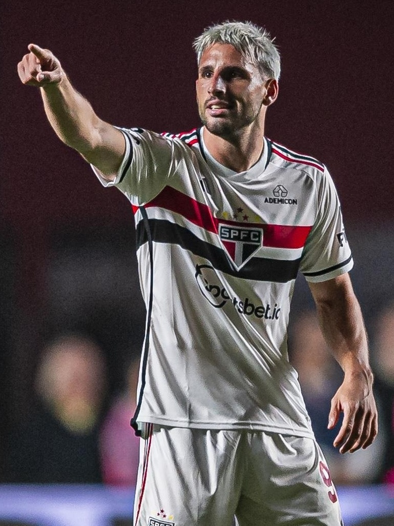 De saída? Calleri recebe proposta tentadora para deixar o São Paulo em 2023