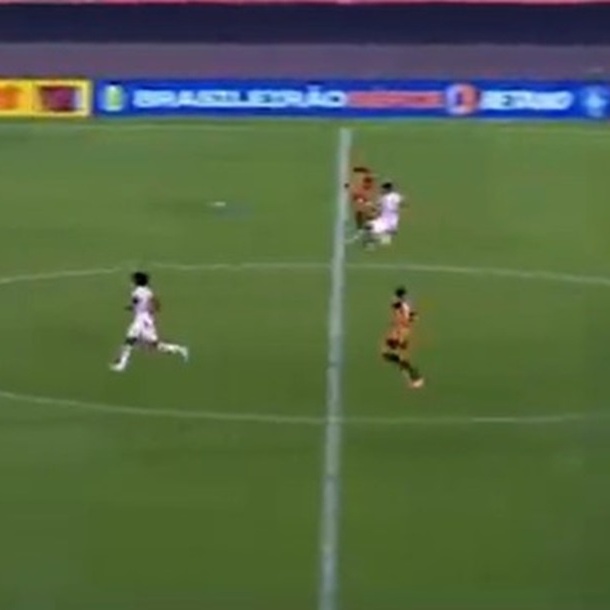 Madruga faz gol que Pelé não fez, e Botafogo-SP vence o