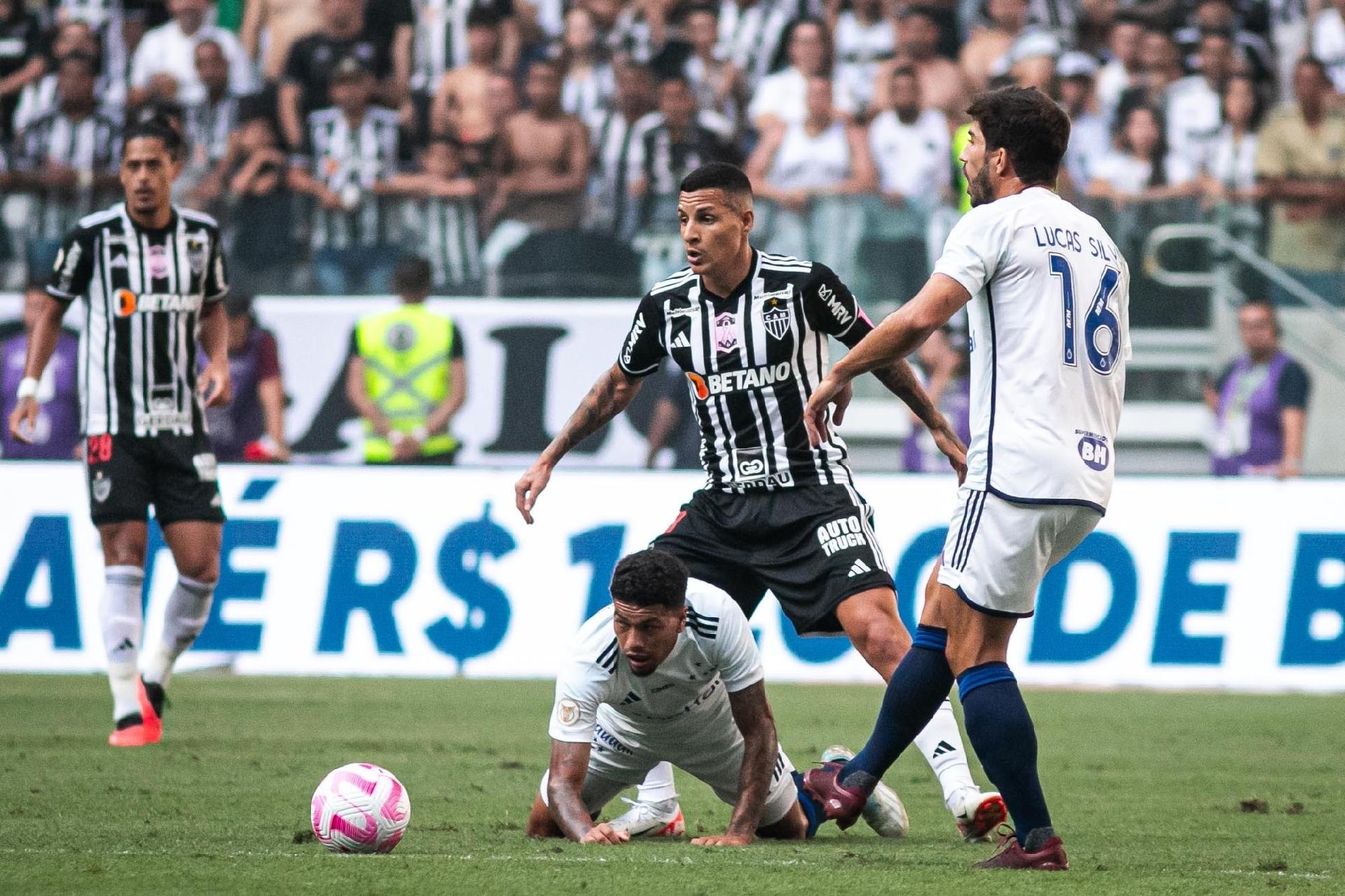 Conheça os maiores jogadores de vôlei da história - MRV no Esporte