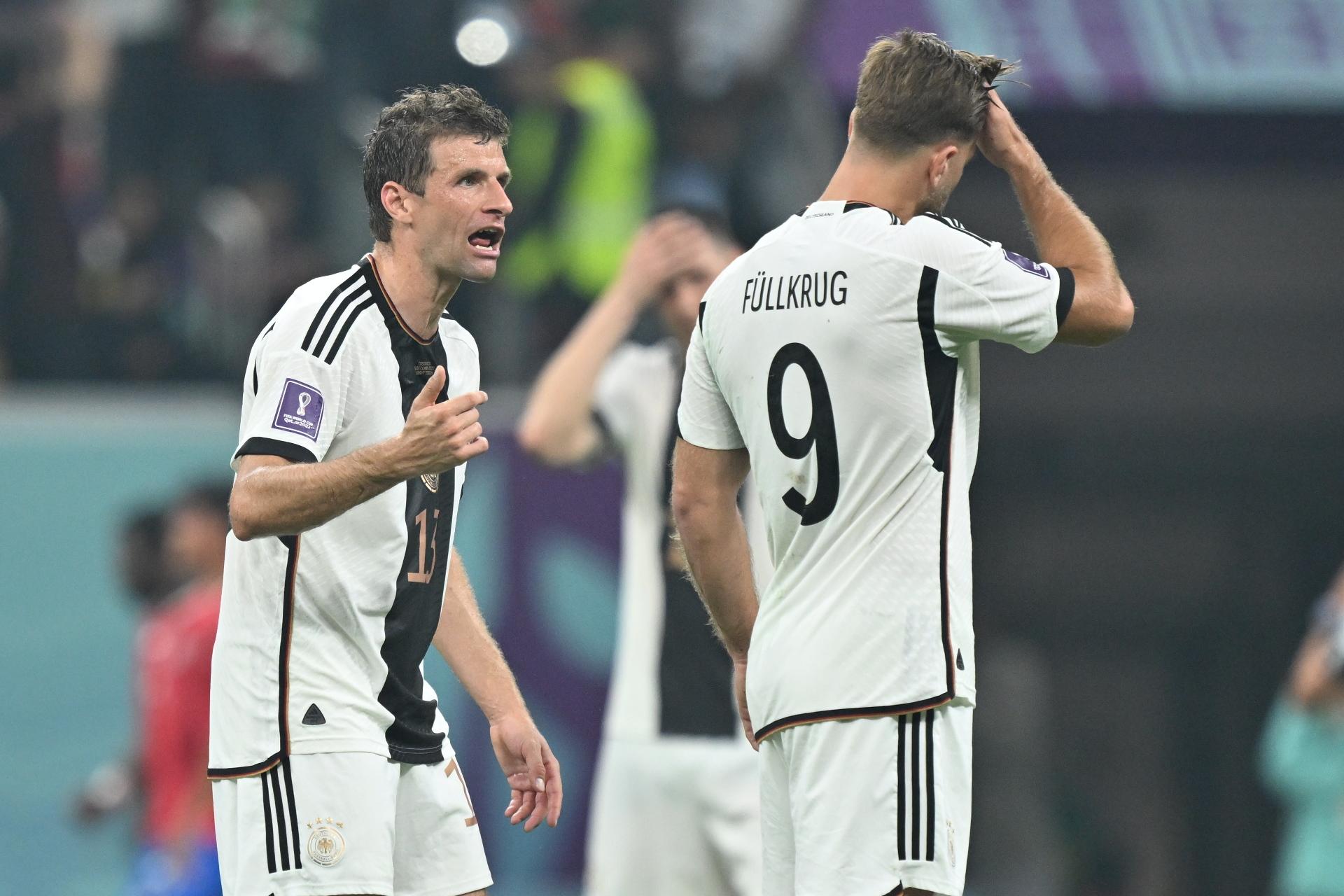 Jornal alemão detona queda na Copa: 'Agora somos um anão do futebol