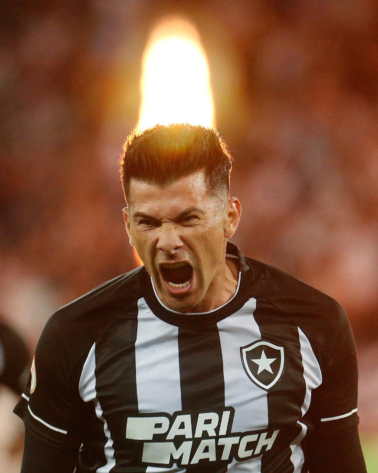 John Textor, do Botafogo, após ver jogo na torcida: É o único jeito de  assistir a futebol, botafogo