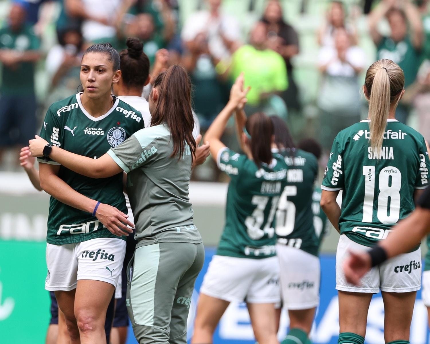 Experiência e juventude: Verdão apresenta novas atletas do time feminino de  futebol – Palmeiras