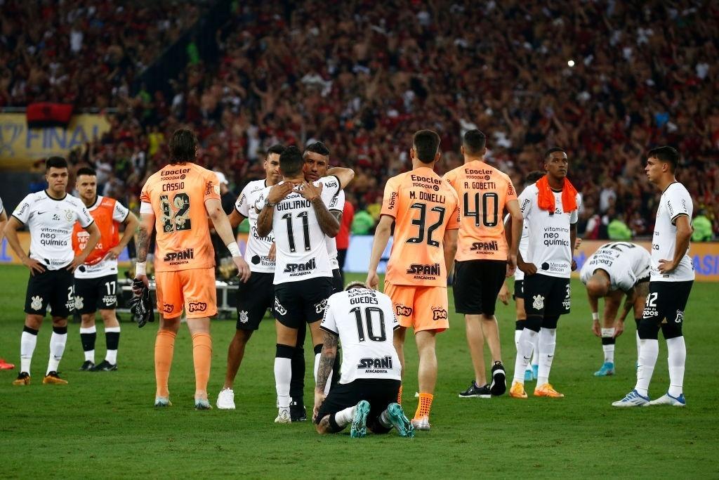 Mauro: Narrativa de Corinthians heroico e vitorioso é surreal