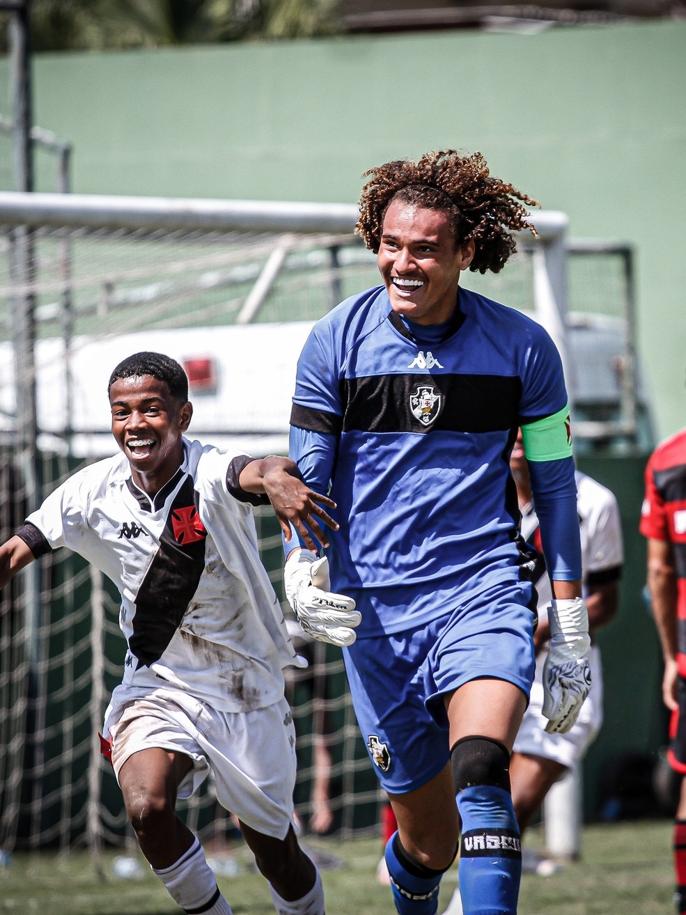 Phillipe Gabriel faz gol, pega três pênaltis e Sub-17 vence o Flamengo nos  pênaltis – Vasco da Gama