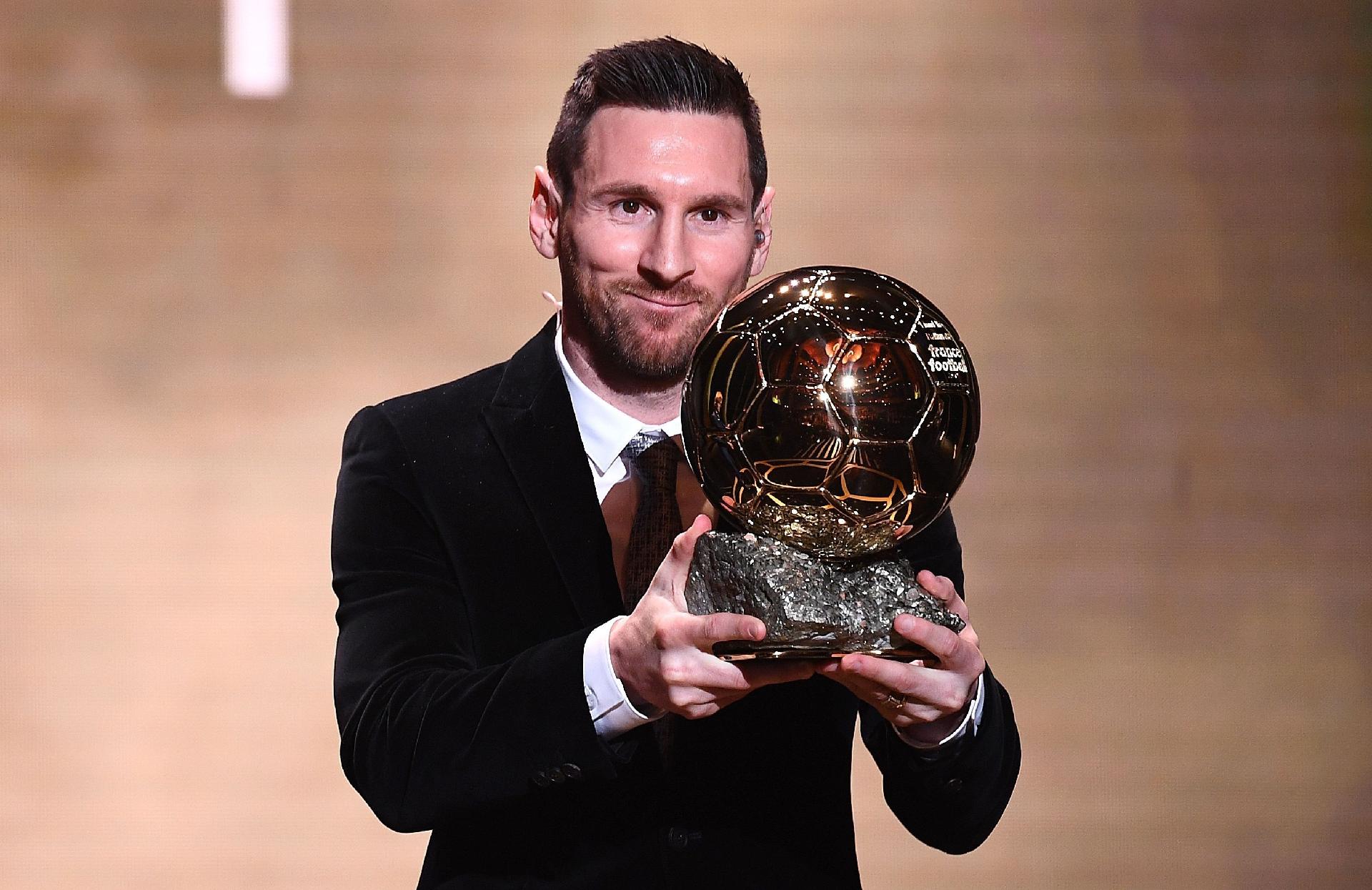 Messi cada vez mais insuperável: agora é a oitava Bola de Ouro