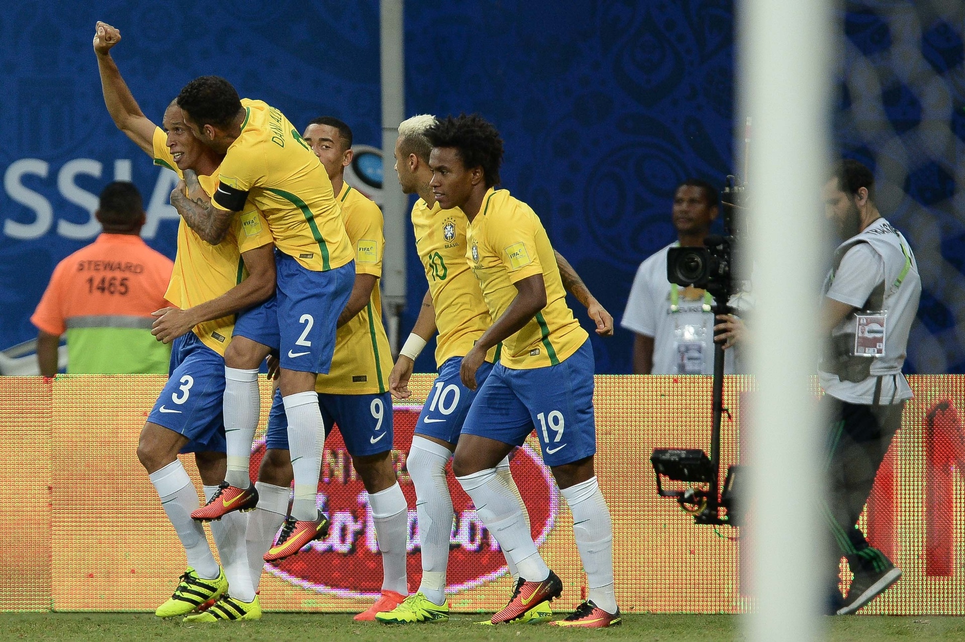 Brasil Sofre, Mas Bate Colômbia E Sobe Para 2º Lugar Com Tite - 06/09 ...