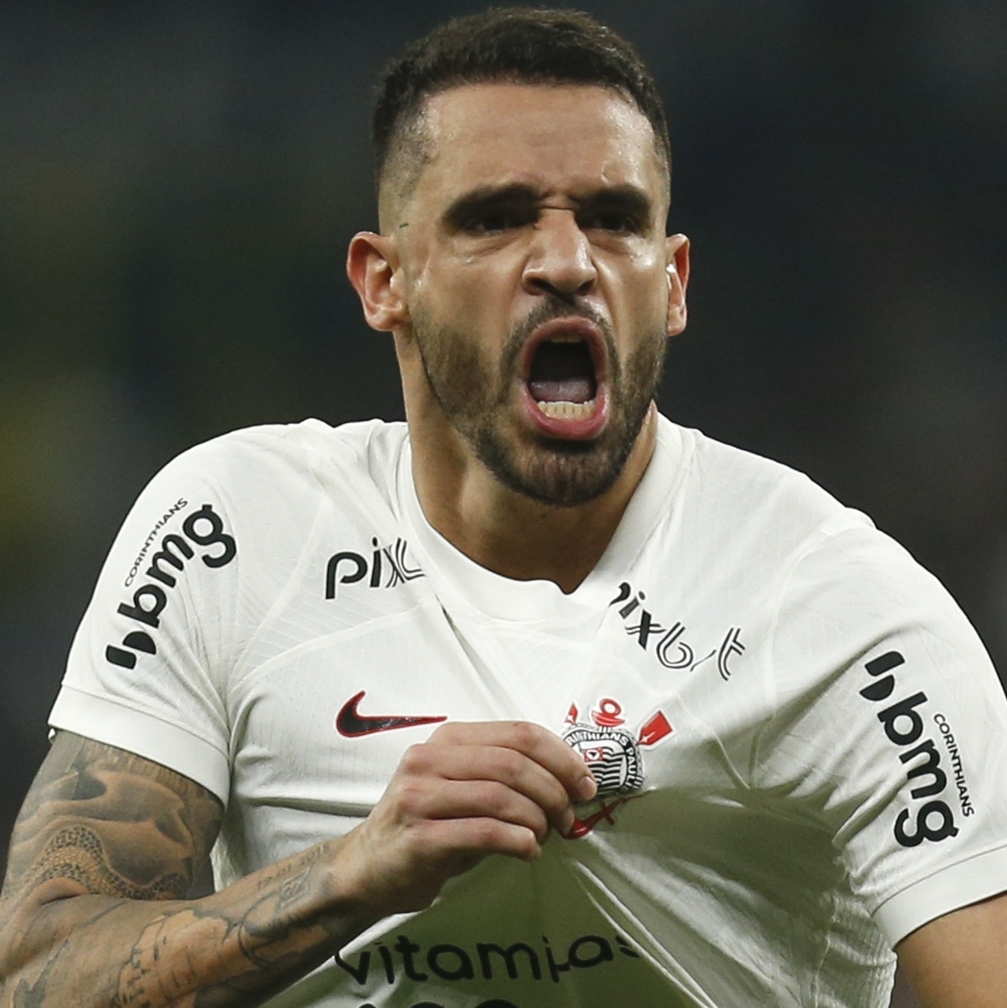 Atuações ENM: Corinthians vence São Paulo em jogo de ida da Copa