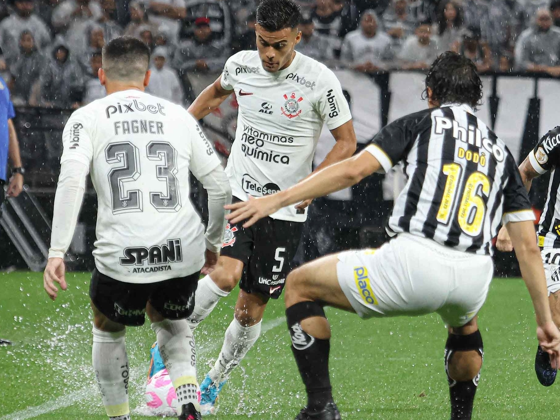 Milly: O Corinthians e o futebol que acontece nas frestas - 12/03/2022 -  UOL Esporte