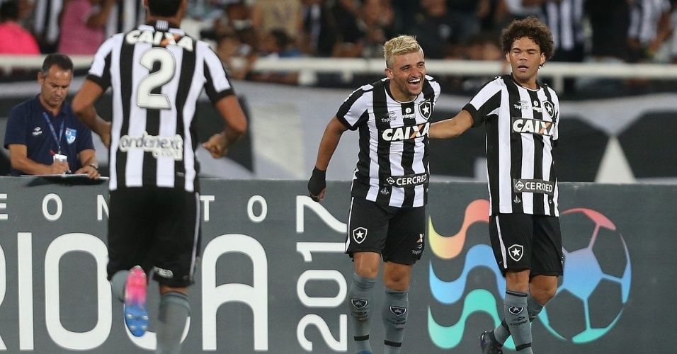 Galiotte vê empréstimo de Victor Luís como positivo e espera volta em 2018 