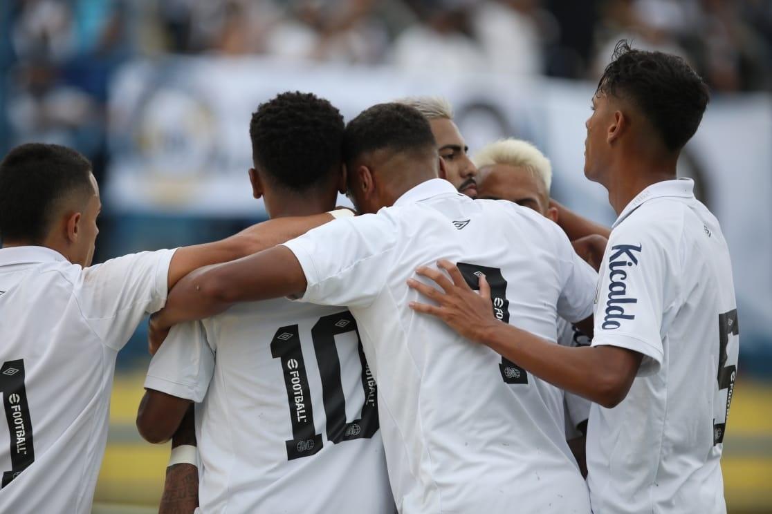 Com apelido inspirado em Patati, destaque do Santos na Copinha ganha  mensagem do palhaço - Gazeta Esportiva