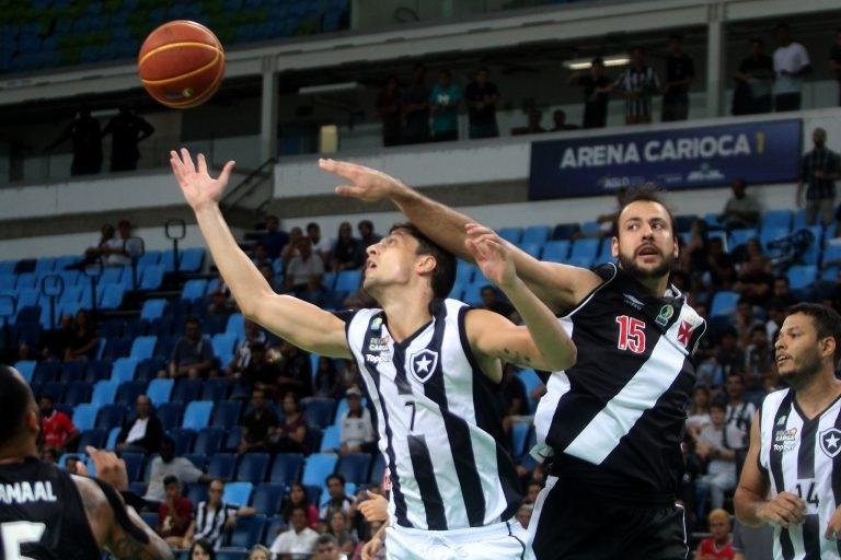 Com preço especial, Flamengo inicia venda de pacote de jogos do time de  basquete no NBB - Coluna do Fla