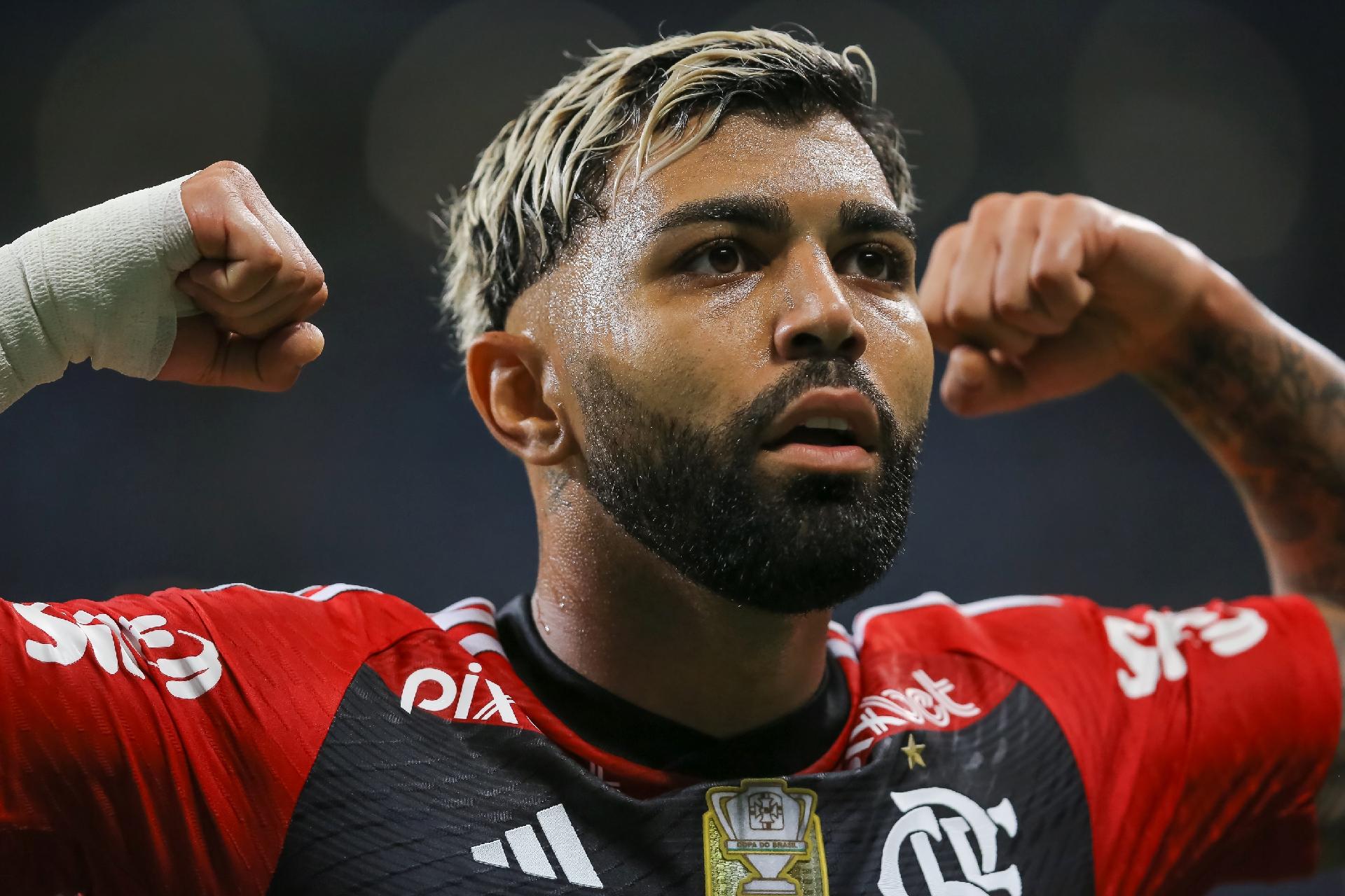 Wesley 'domina' lado direito e se destaca em jogo do Flamengo sobre o Grêmio,  na Copa do Brasil