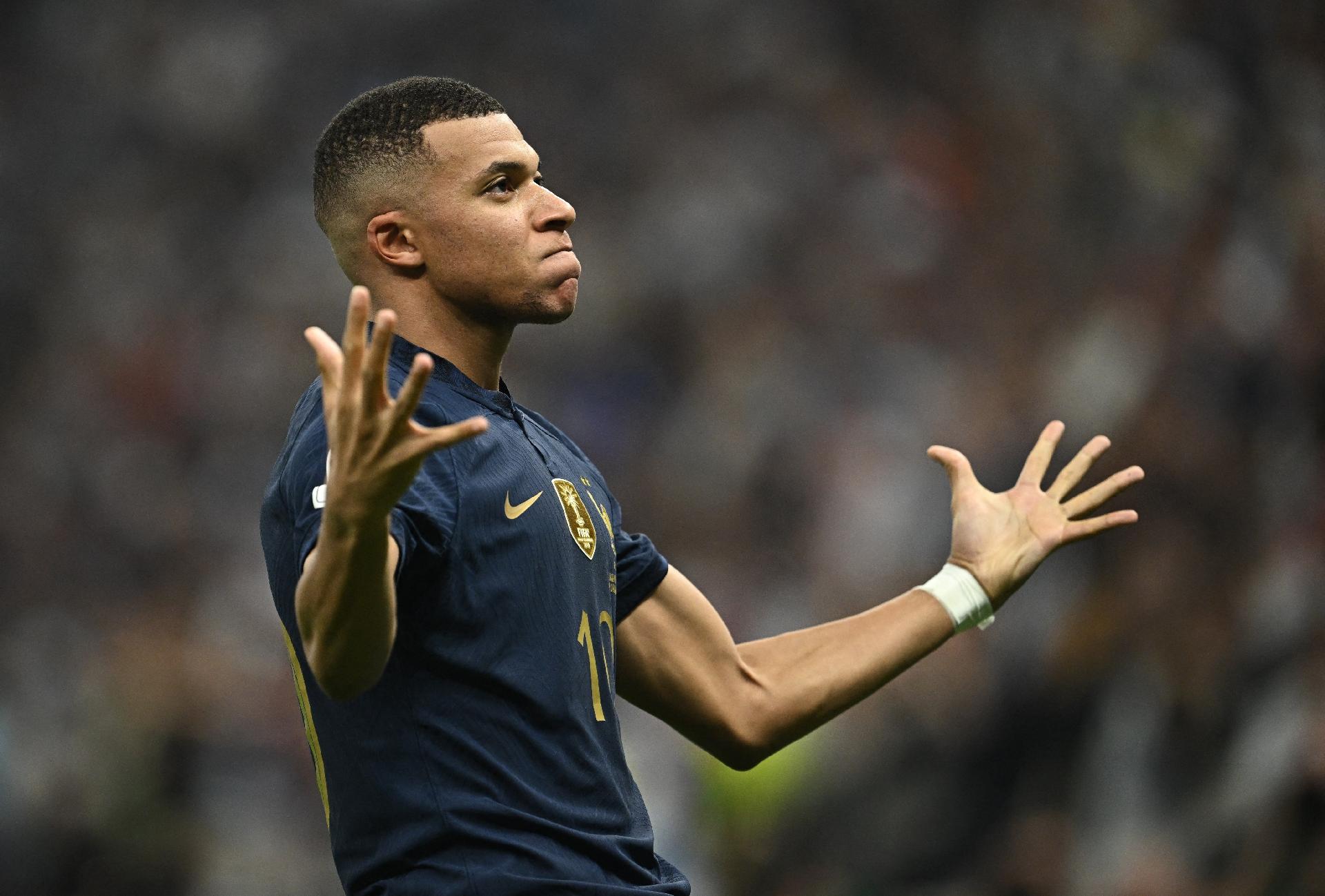 Os impressionantes números de Kylian Mbappé, artilheiro da Copa do Mundo do  Catar