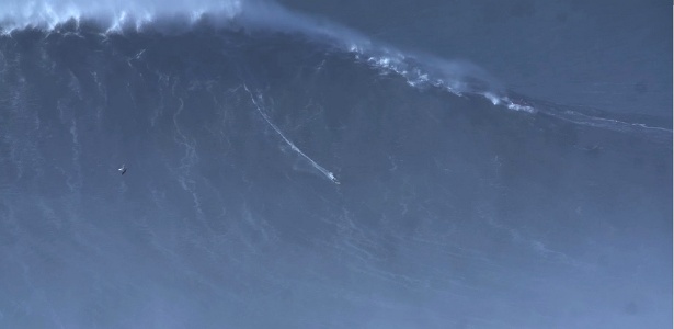 WSL BIG WAVE AWARDS / YOUTUBE