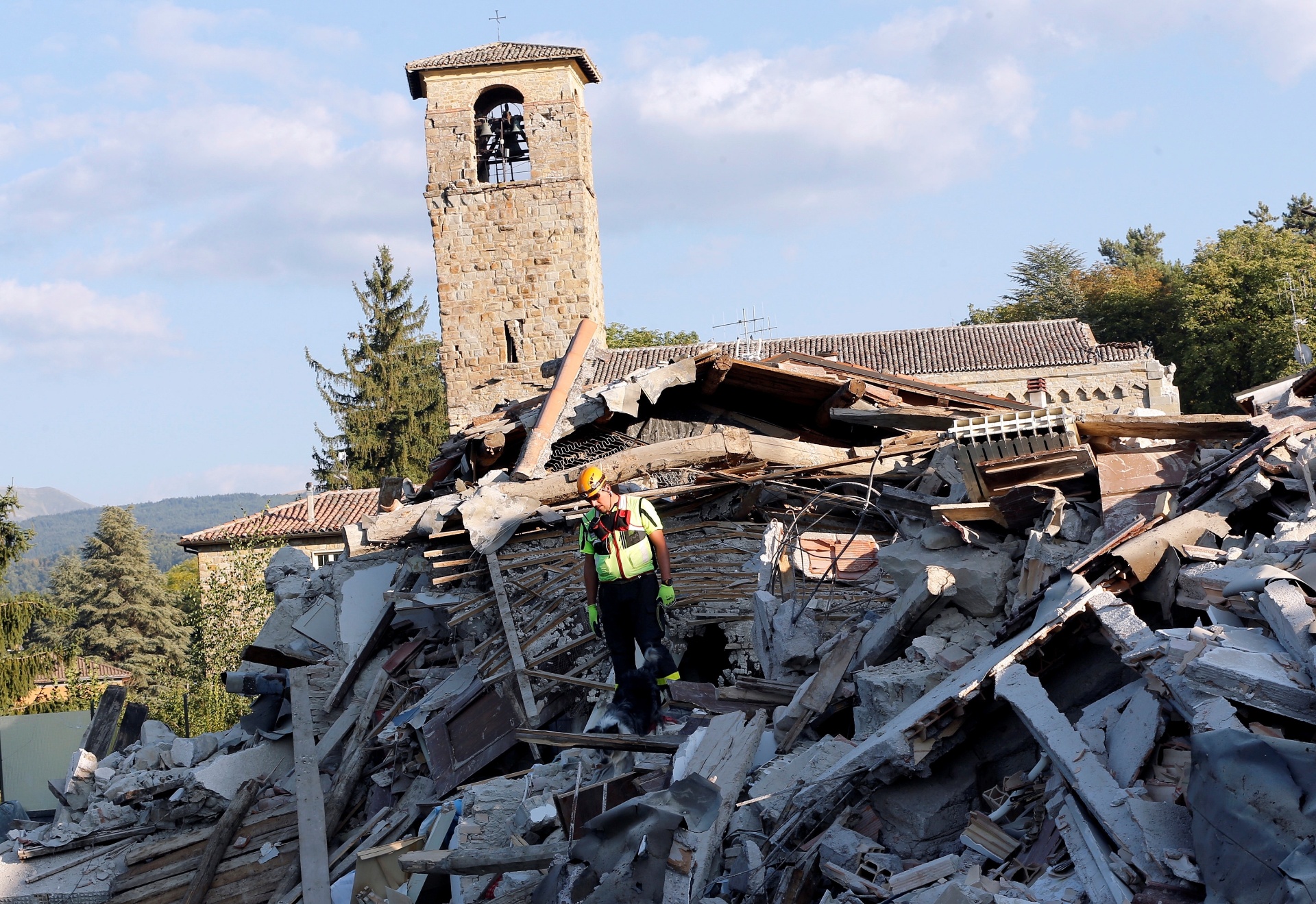 Terremoto atinge centro da Itália e causa danos e mortos 23 08 2016