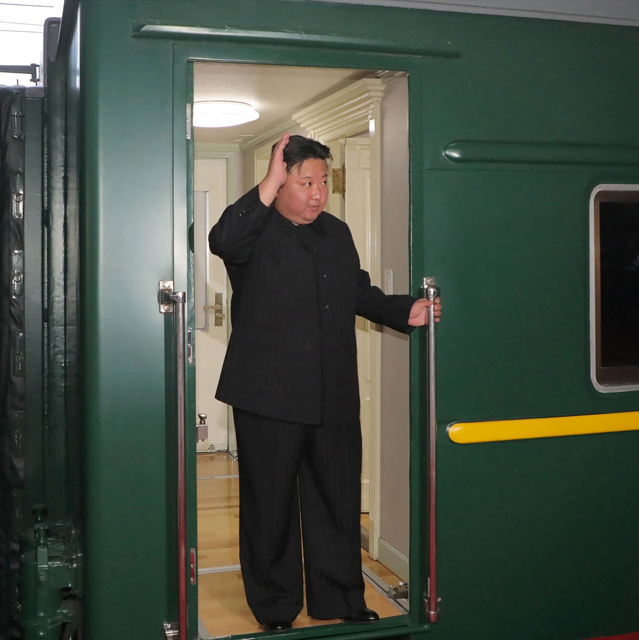 Kim Jong-un chega à Rússia em trem blindado para encontro com Putin