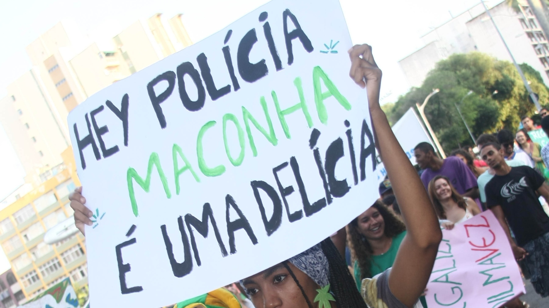 Marchas Da Maconha Pelo Brasil E Pelo Mundo Bol Fotos Bol Fotos