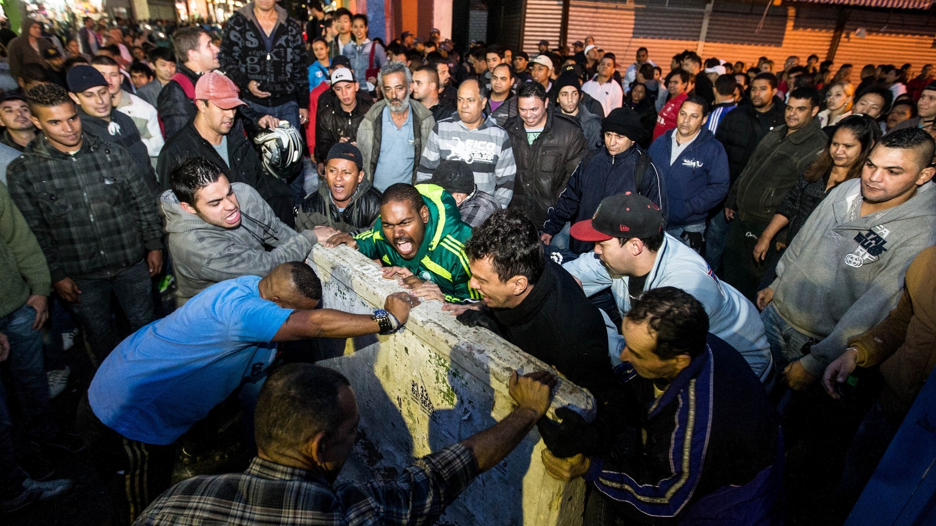 Fotos Lojistas Protestam Contra Fechamento Tempor Rio Da Feira Da