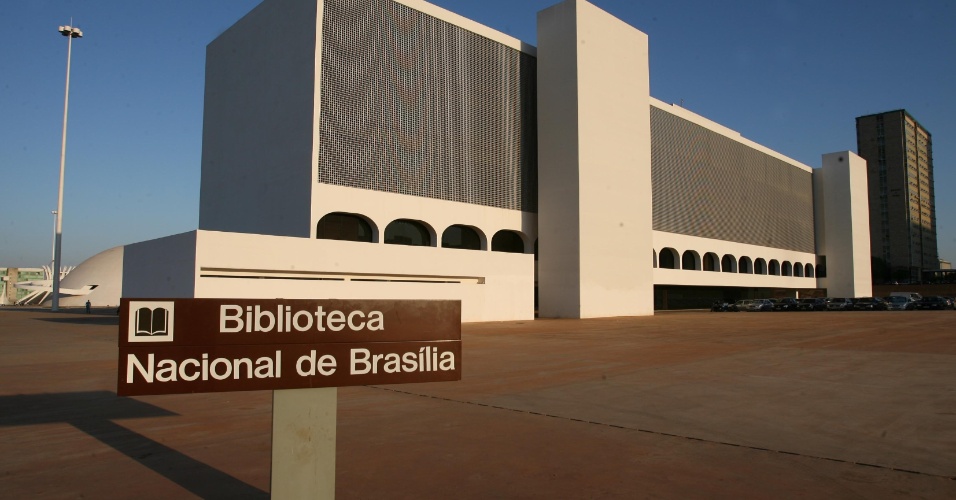 Veja Dez Bibliotecas Para Conhecer Durante As Férias - Fotos - UOL Educação