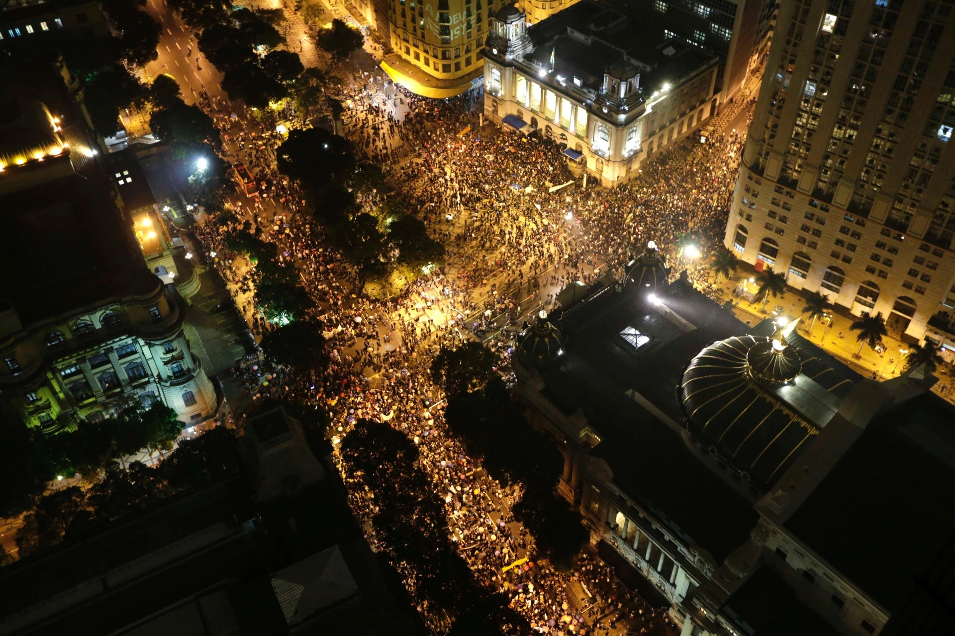 Professores Das Redes Estadual E Municipal Do Rj Decidem Manter Greve