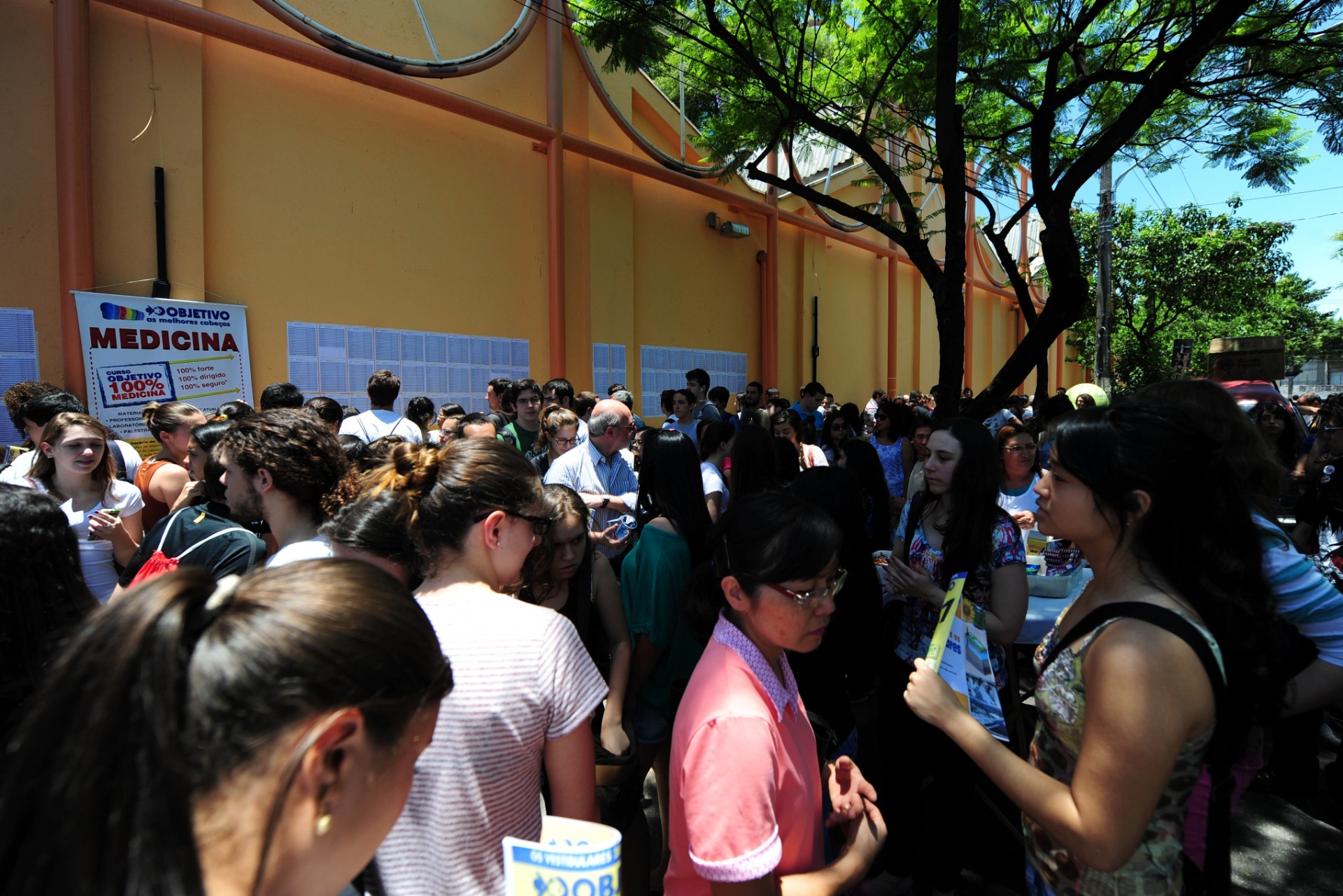 Fotos: Candidatos Fazem A Segunda Fase Do Vestibular 2014 Da Unesp ...